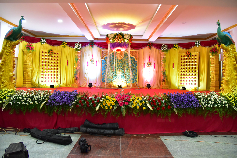 Wedding Halls in Redhills, Ponneri, Thiruvallur, Pazhaverkadu, Gummidipoondi, Madhavaram, Thatchoor